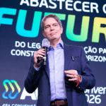 Ricardo Amorim enfatiza as transformações geopolíticas em palestra inaugural